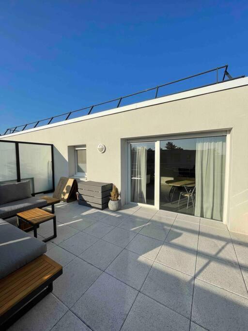 Appartement T2 Neuf - Grande Terrasse De 25M2 Saint-Priest  Dış mekan fotoğraf